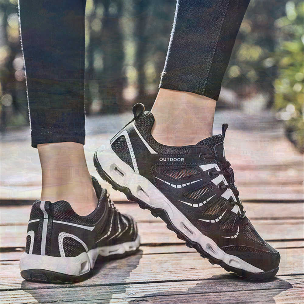 Sumer Round Tip Silver Sneaker - Kids Outdoor Play Ideas reseña y precio