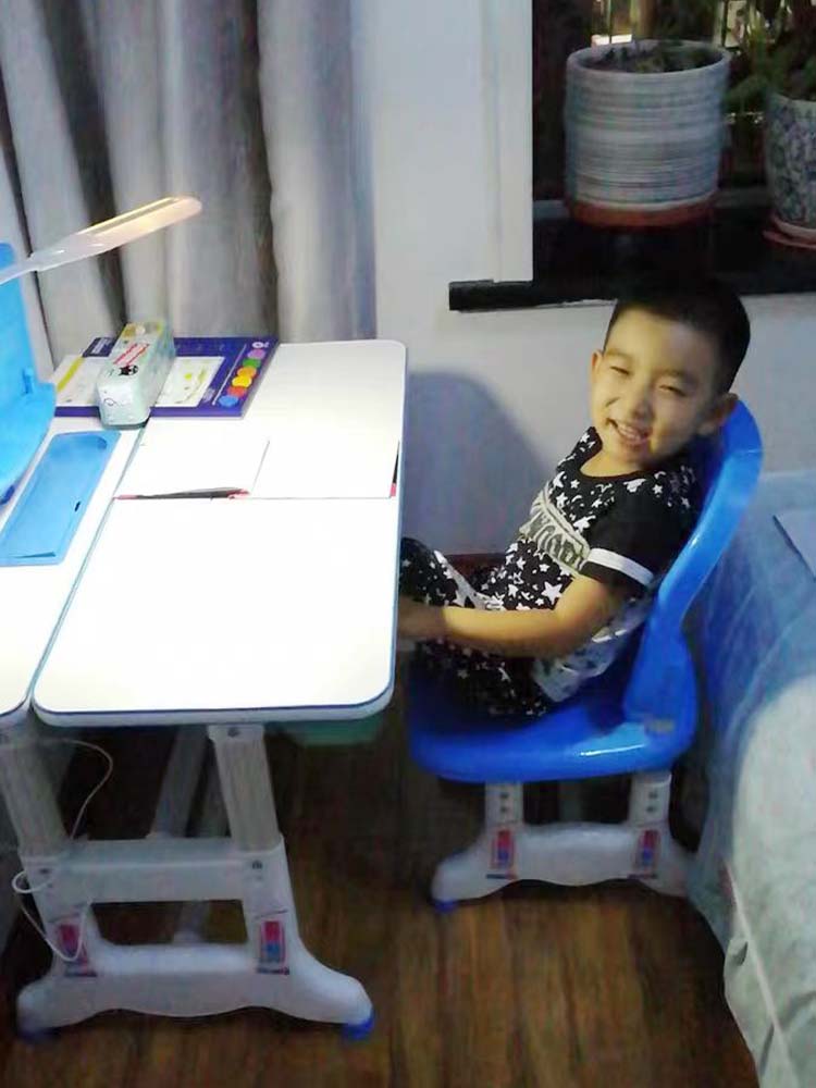 Ergonomic Multifunction Kids S - Kids Outdoor Table reseña y precio